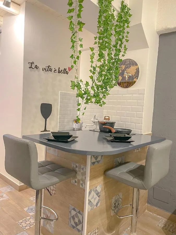 Giusino Home - Centro Storico Palermo 0*,  Italy